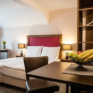 Point And Aparthotel