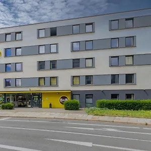Szálloda Dresden-messe
